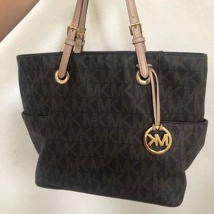 Michael Kors MK Logo signature tote